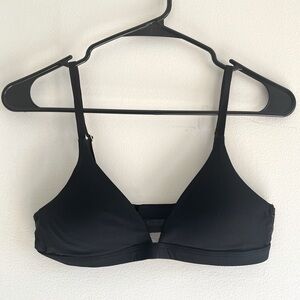 Pepper limitless wire free scoop bra in black